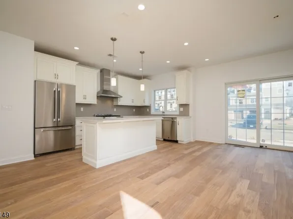 1 McNerney Lane, Florham Park Boro, NJ 07932