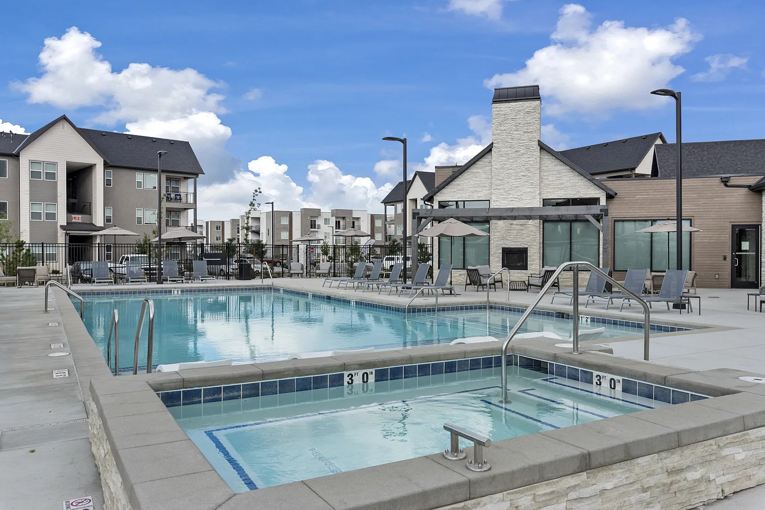 The Kelton Apartments — Photo 3