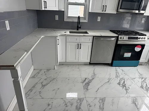 95 Avenue 104 St #2 Photo 1