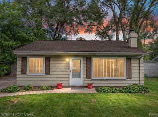 3140 Roselawn St, Walled Lake, MI 48390