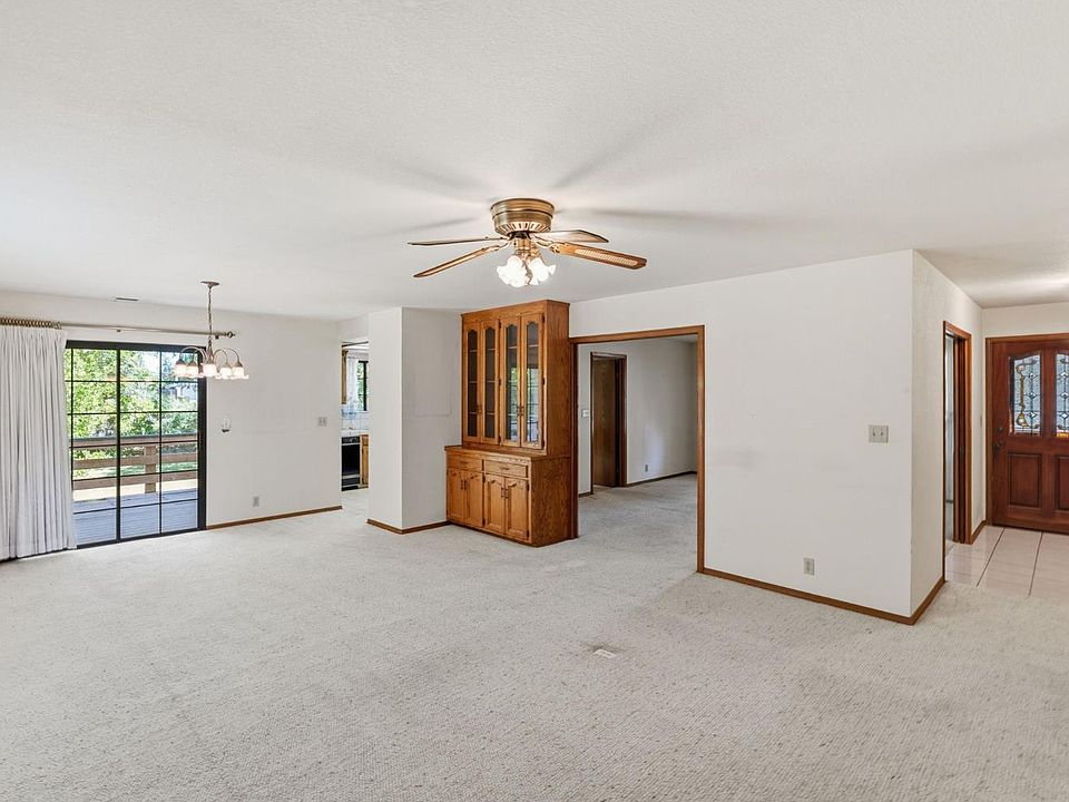 1st image of 19098 Deane Dr