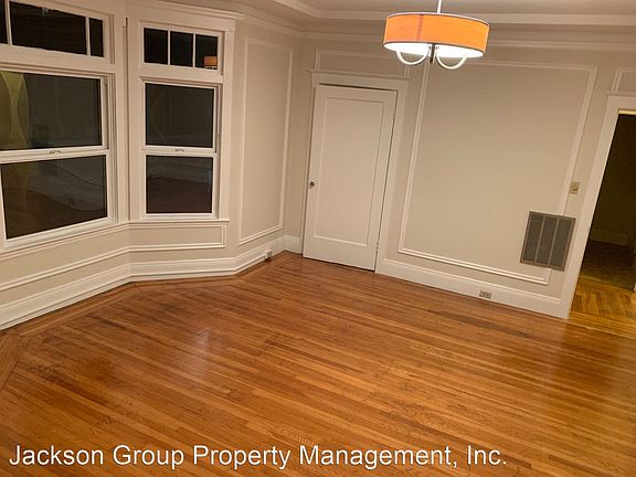 5th image of 1808 Octavia St #11