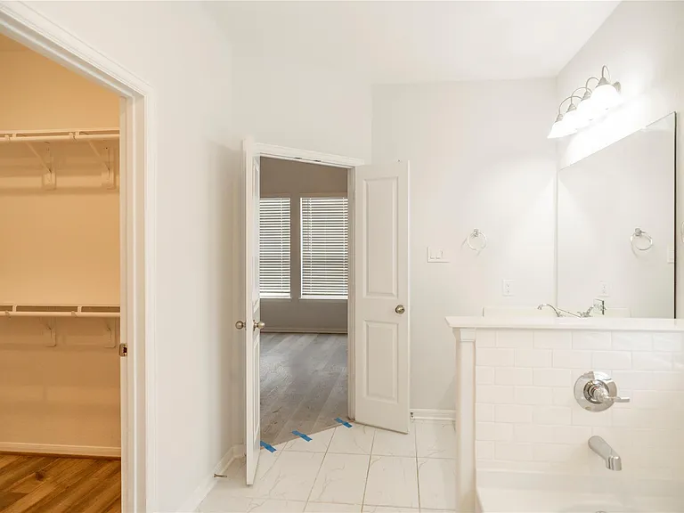208 Cambria Green Ln — Photo 21