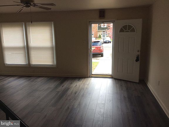5th image of 7 Rittenhouse Ct
