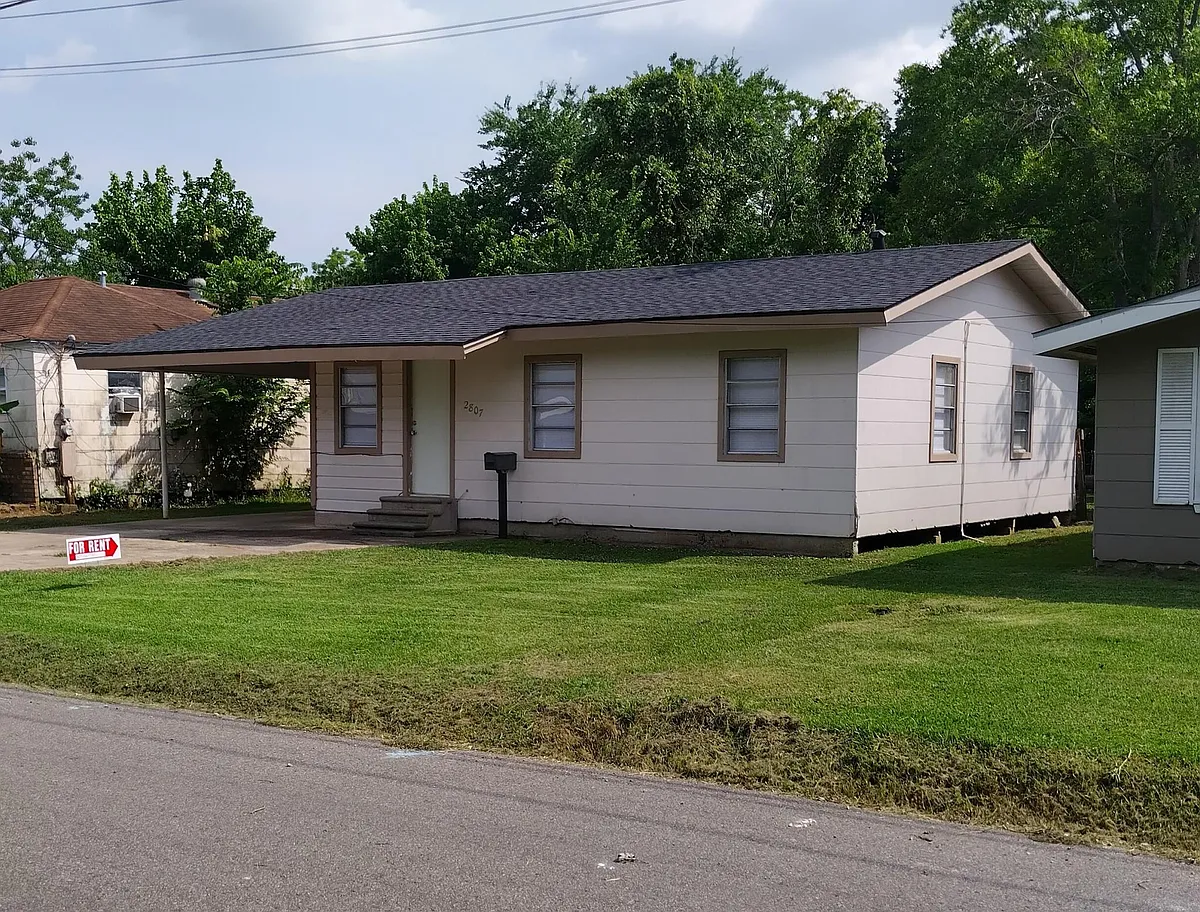 Building Photo - 2807 Pearl Ave