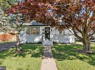 182 Lake Rd, Pasadena, MD 21122