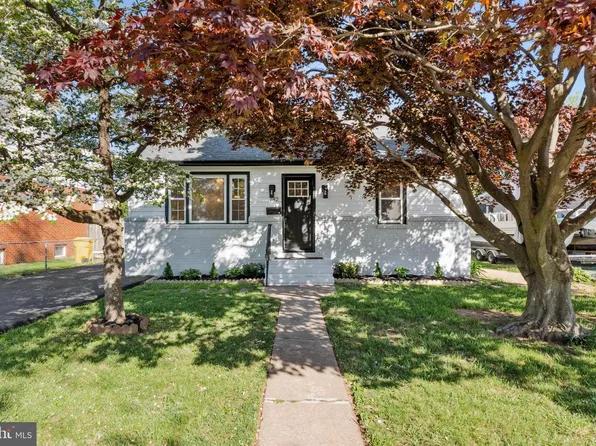 182 Lake Rd, Pasadena, MD 21122