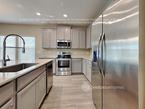 5th image of 9941 Lemon Grass Ln