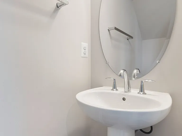 44504 Wolfhound Sq — Photo 9