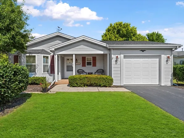 1504 Victory Ln, Grayslake, IL 60030