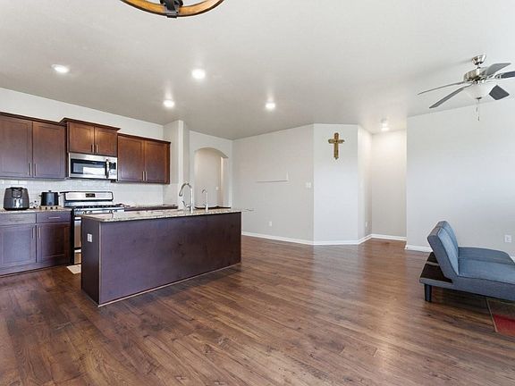 4th image of 2225 Violet Elle Ln