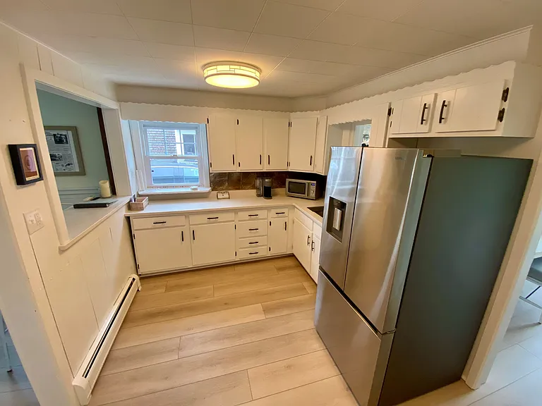 37 Pine Point Rd — Photo 8