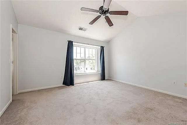 9438 Elizabeth Townes Ln — Photo 3