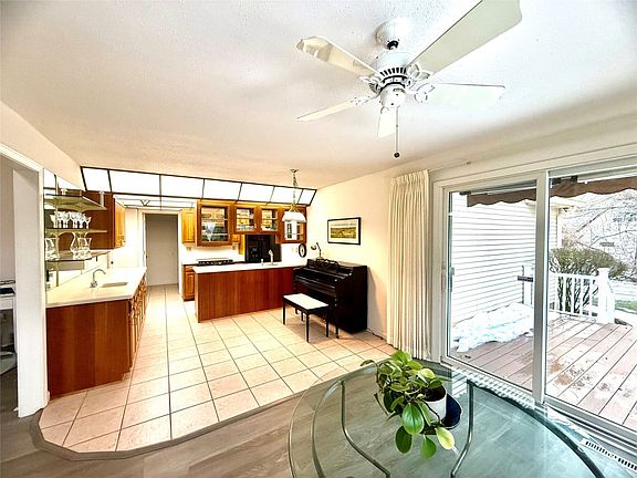 5th image of 3206 Georgian Ct