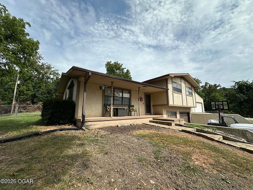 1st image of 12233 Apple Rd