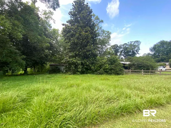 19337 State Highway 90, Robertsdale, AL 36567