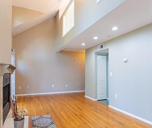 4th image of 200 Falls Blvd Unit A302