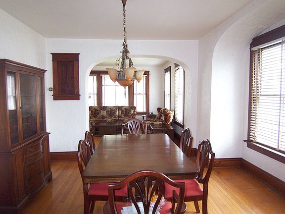 formal dining room