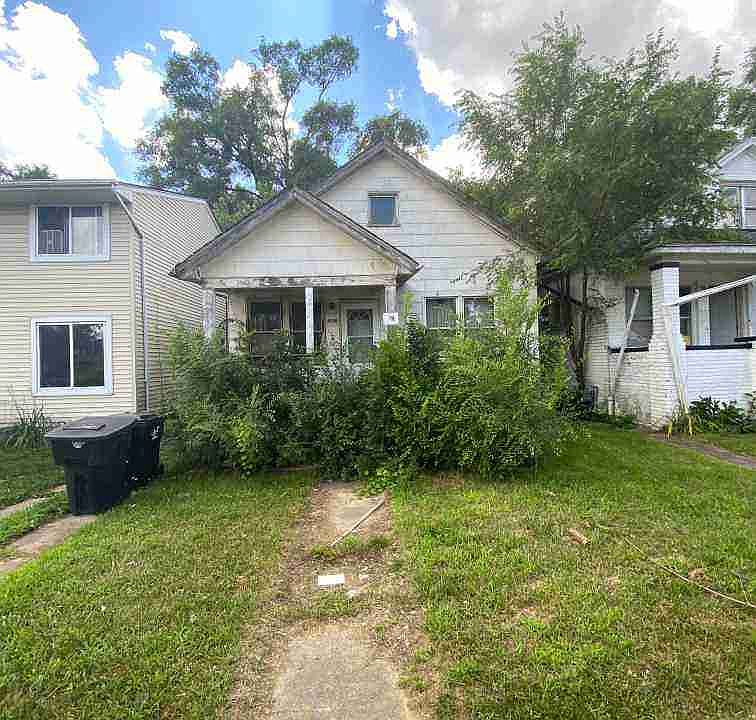 8132 E Grixdale