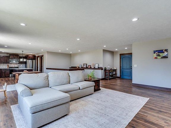 5th image of 2800 Morris Rd