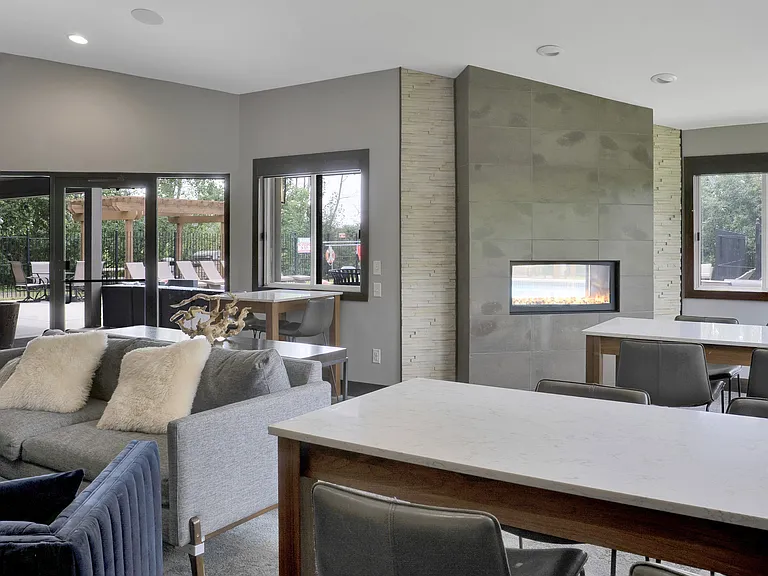 The Woodlands of Minnetonka Apartments — Photo 60