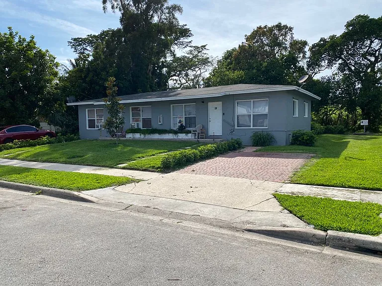 37280 Okeechobee Ave #20 — Photo 3