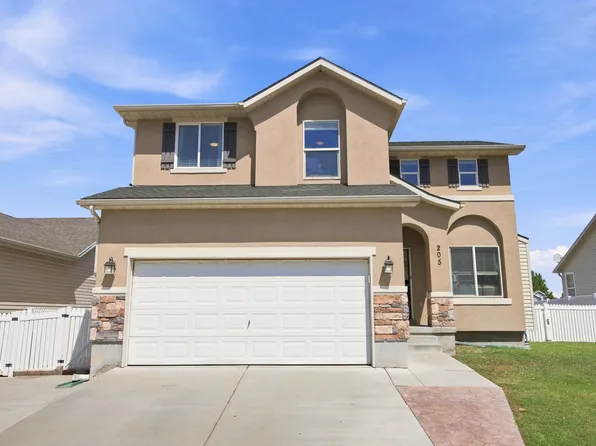 205 E Clermont Ln, Stansbury Park, UT 84074