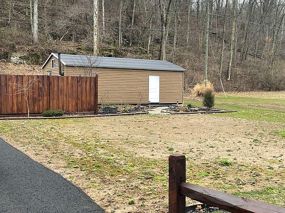 5th image of 16917 Silver Run Rd