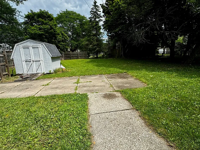 162 Pheasant Run Rd #LEFT — Photo 12