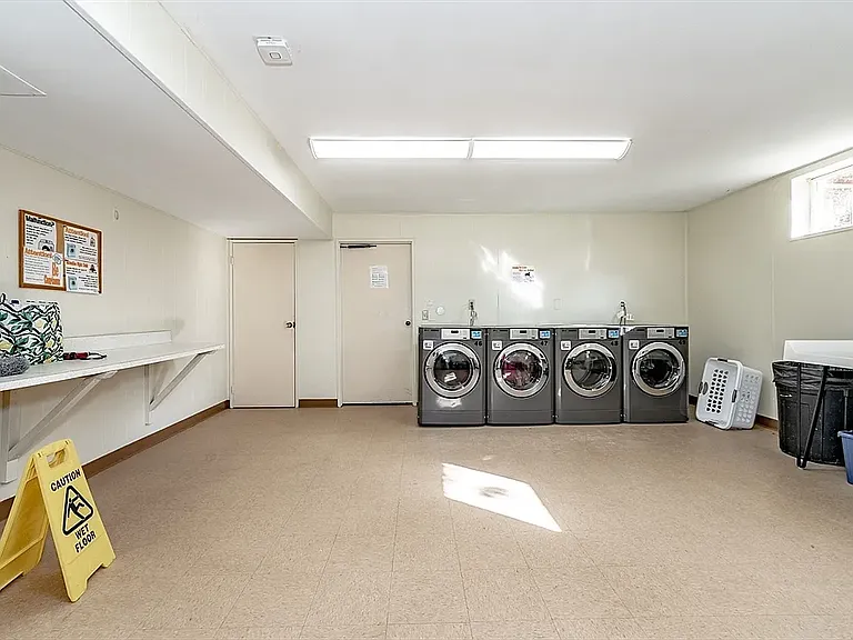 245 Regency Park Dr #245 — Photo 23