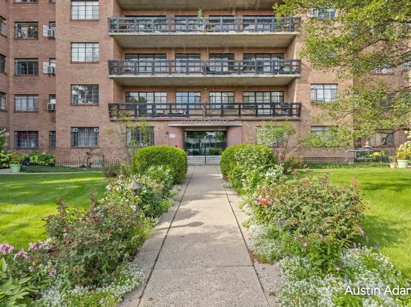 505 Cherry St SE APT 404, Grand Rapids, MI 49503