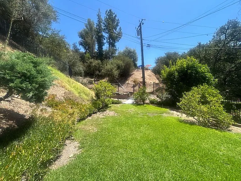 429 Paulette Pl — Photo 27