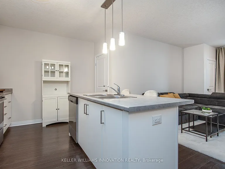 155 Thomas Slee Dr #1D — Photo 15