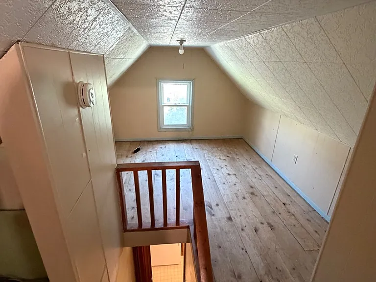 116 S Church Ave — Photo 11