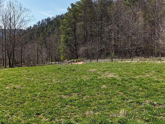5th image of 1770 Old 15th Rd