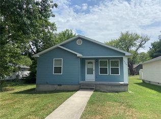 1020 E 16th St, Pittsburg, KS 66762