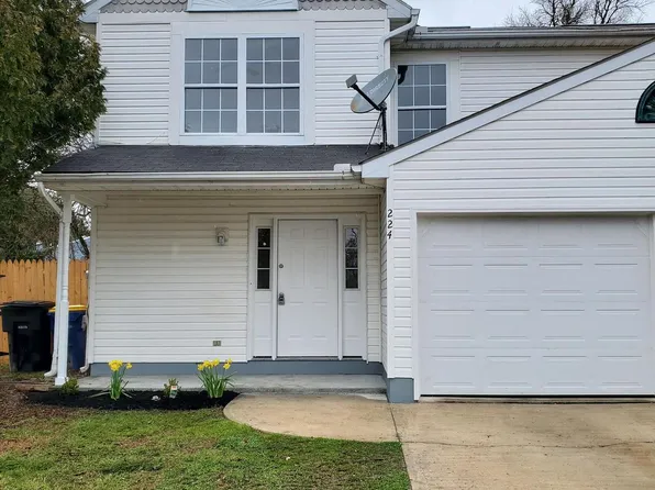 224 Mahogany Pl, Dover, DE 19901