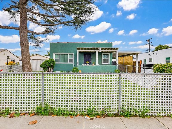 4th image of 924 W 134th Pl