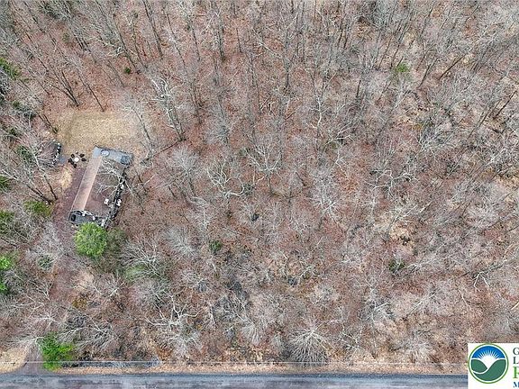 2nd image of 1011 Beaver Run Rd