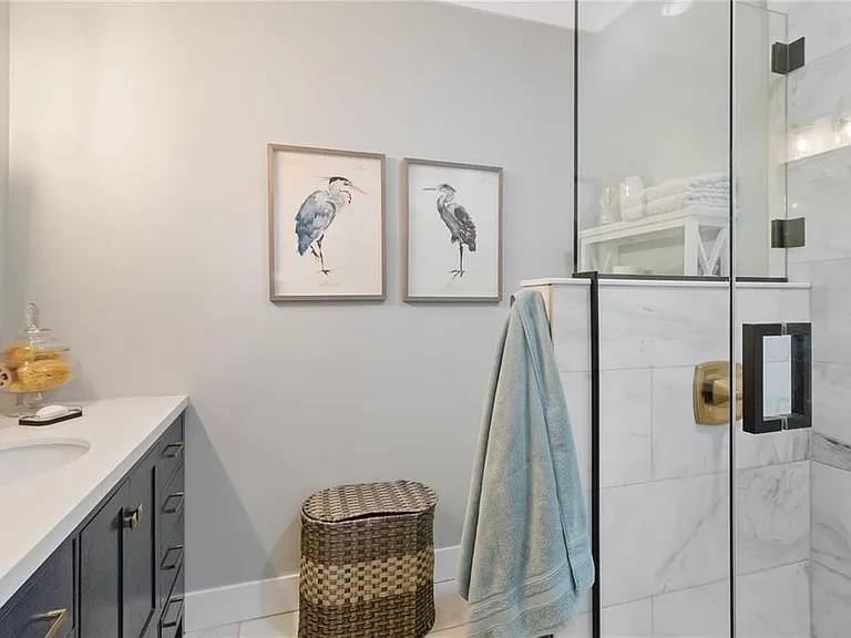 7242 Hamilton Rd — Photo 10