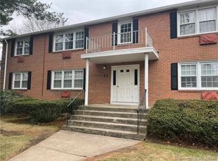 7 Grandview Dr #31A, Farmington, CT 06032