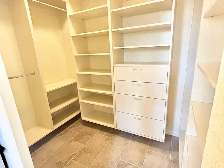 981 Pearce Ct — Photo 19