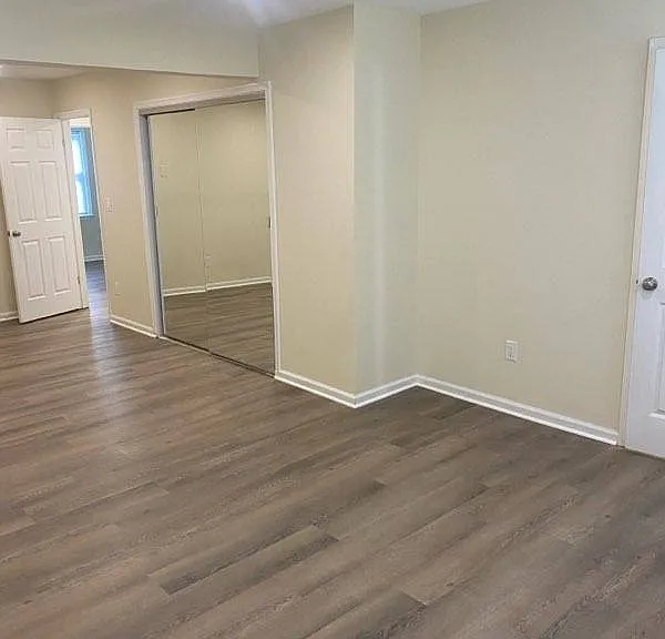 215 Northview Dr — Photo 28