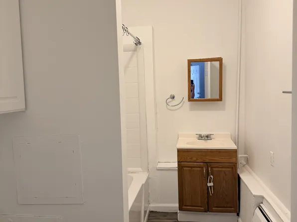 401 Riverside Dr #1, Honesdale, PA 18431