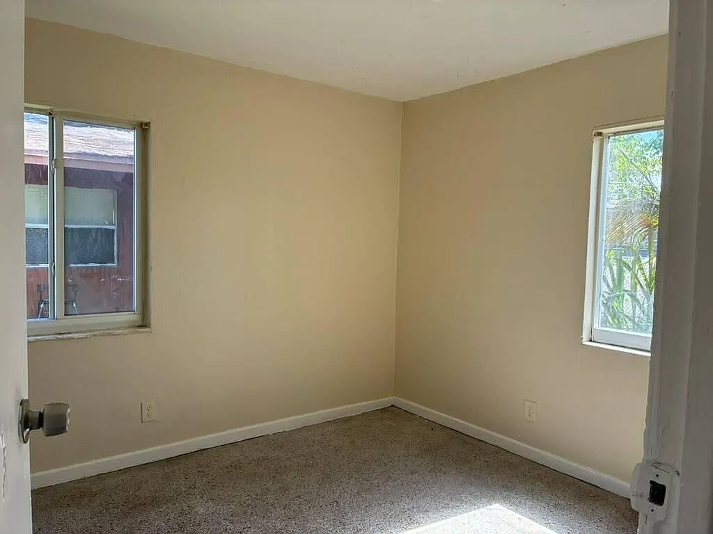 1 bed, 1.0 bath, 2456 sqft, $1,395 — Photo 3
