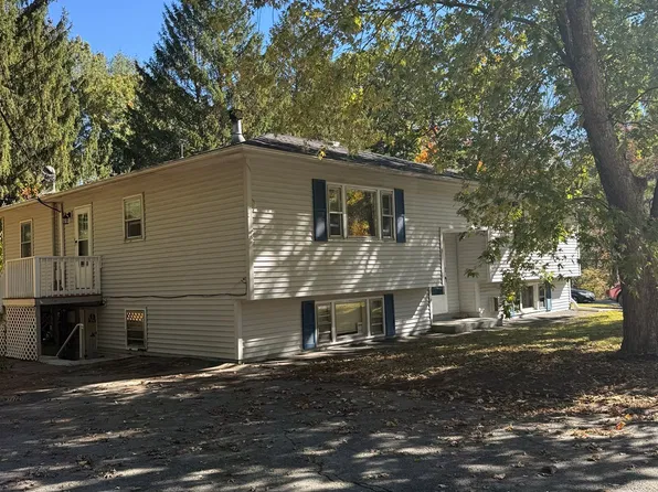 5 Patricia Dr #5, Tyngsboro, MA 01879