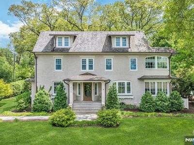 245 Heights Rd, Ridgewood, NJ, 07450