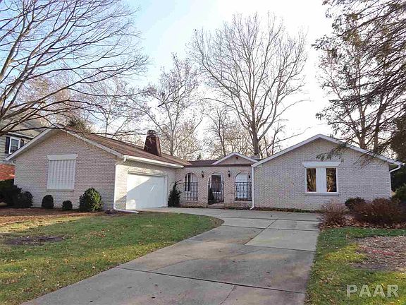 2nd image of 122 E Morningside Dr