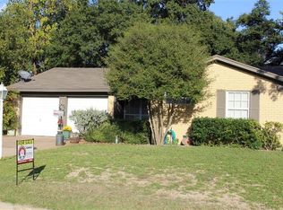 3545 Brandon Ln, Fort Worth, TX 76116