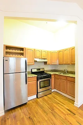 Rented by Bold New York | media 10